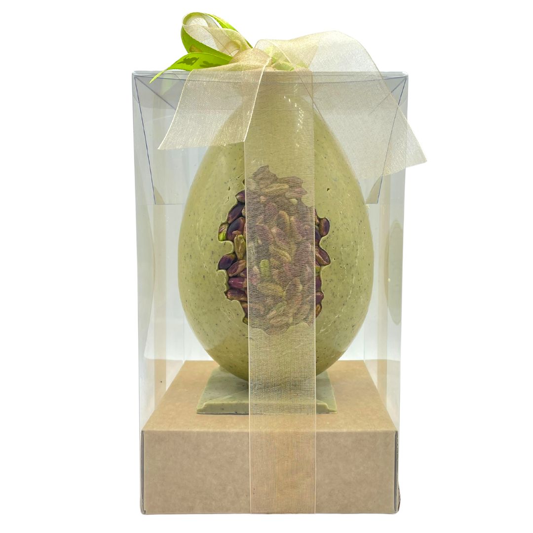 Uovo di Pasqua al Pistacchio con Chicchi di Pistacchio sgusciato